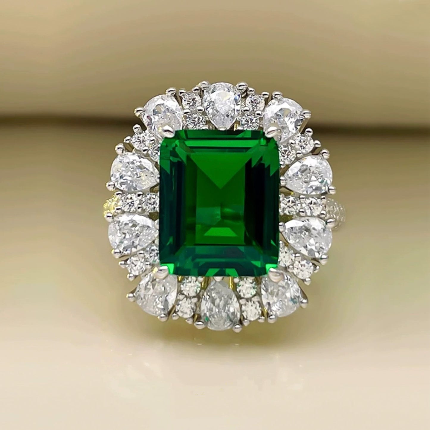 "High-end custom imported 5-carat emerald with high-carbon diamonds, 925 sterling silver, light luxury premium diamond ring."