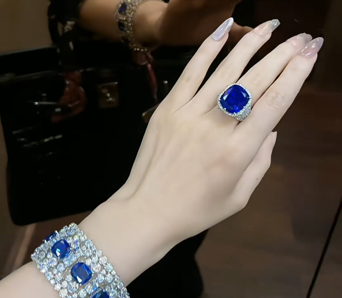 Royal Blue High-Carbon Large Carat Unique Custom High-Table Luxuriously Inlaid Heavy Sapphire Ring